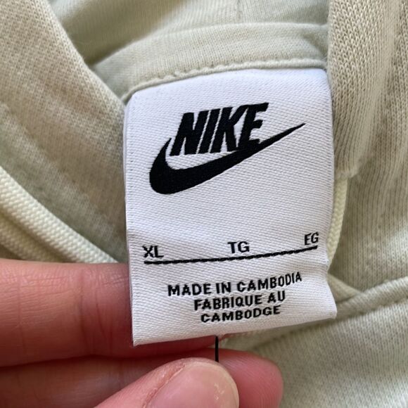 Nike Sport Utility Oversized Fleece Hoodie Light Green Women XL(FN7695-020)$80 - Picture 8 of 12